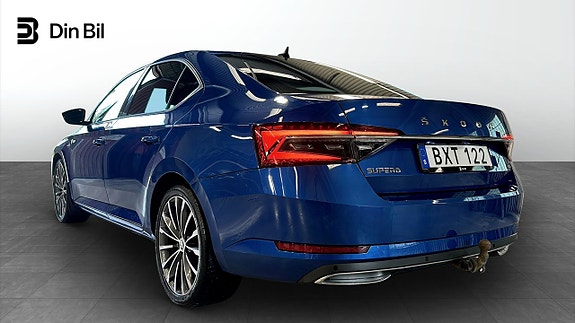 Skoda Superb 3 of 5