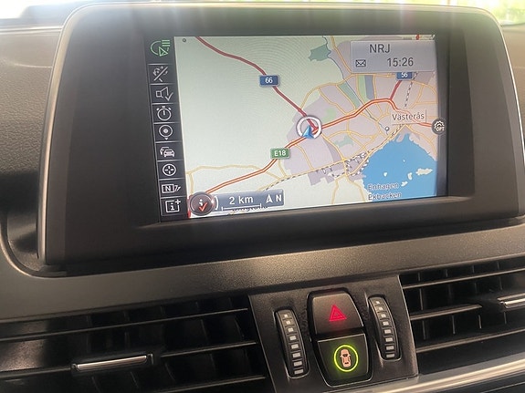 BMW 218 17 of 24