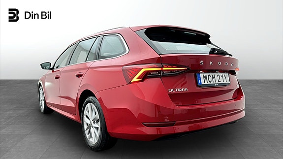 Skoda Octavia 3 of 5