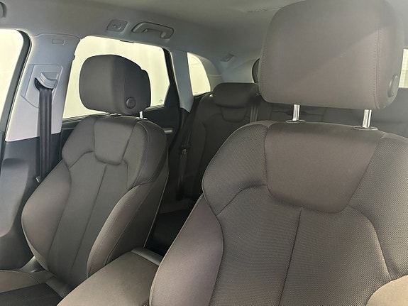 Audi Q5 7 of 13