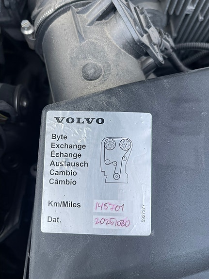 Volvo XC90 16 of 19