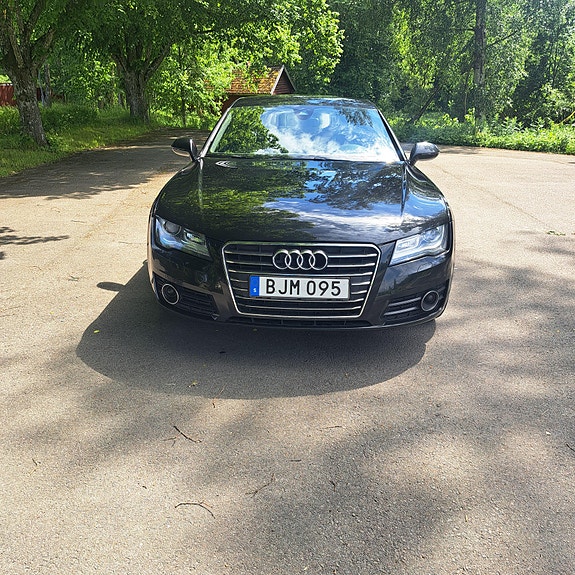 Audi A7 2 of 3