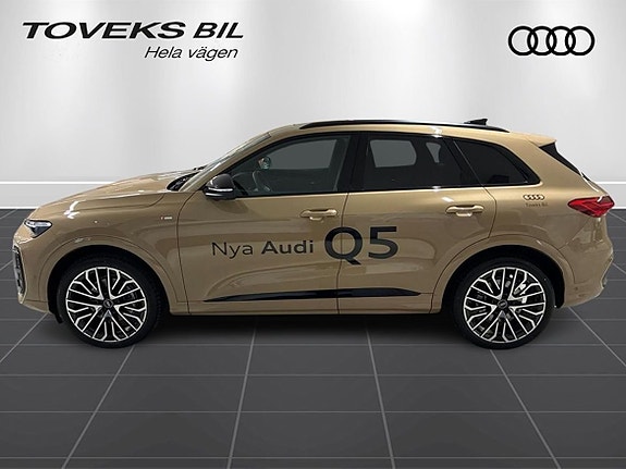 Audi Q5 2 of 5