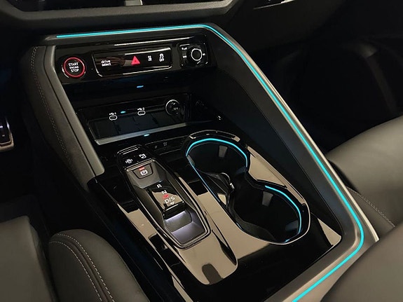 Audi Q5 12 of 24