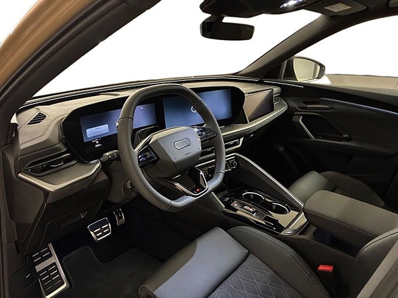 Audi Q5 9 of 24