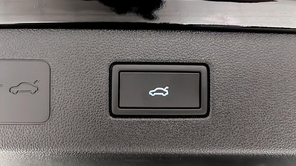Volkswagen T-Roc 14 of 24