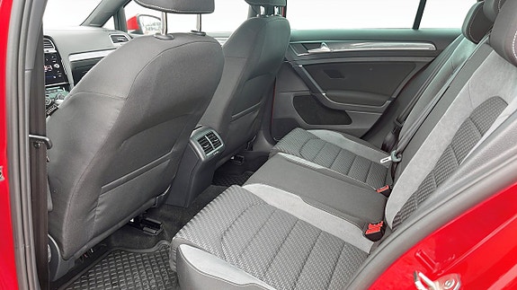 Volkswagen Golf I 11 of 15