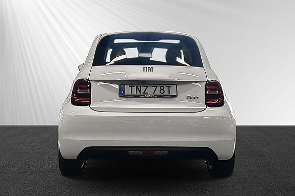 Fiat 500e 2 of 5