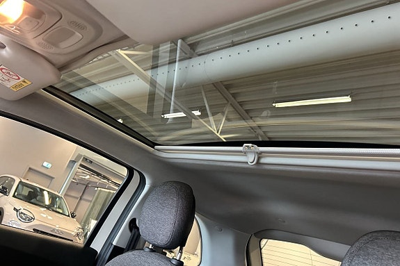 Fiat 500e 7 of 9