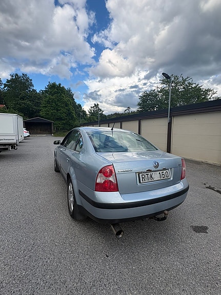 Volkswagen Passat 5 of 5