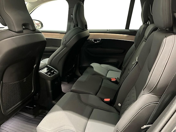 Volvo XC90 6 of 14