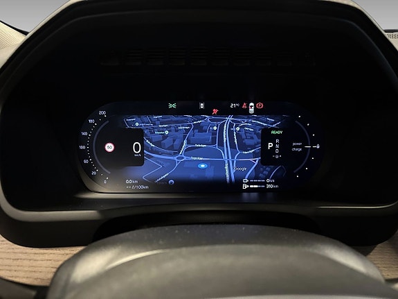 Volvo XC90 13 of 17