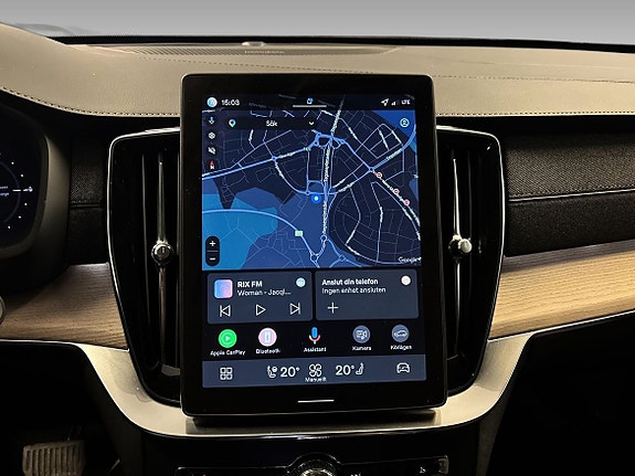 Volvo XC90 14 of 17
