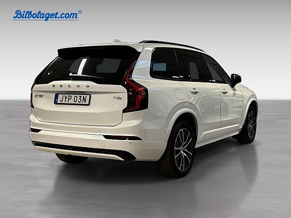 Volvo XC90 6 of 17