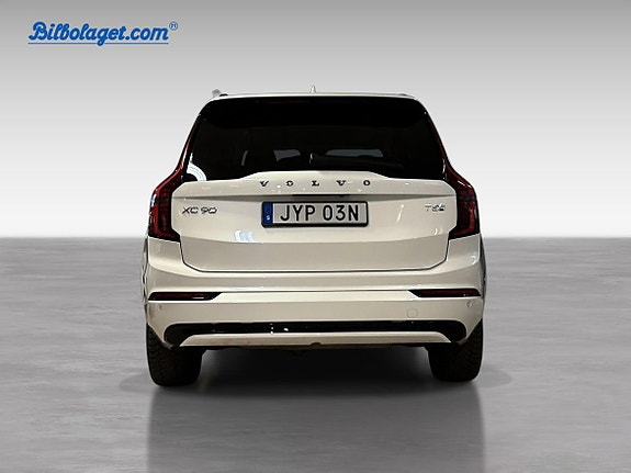 Volvo XC90 7 of 17