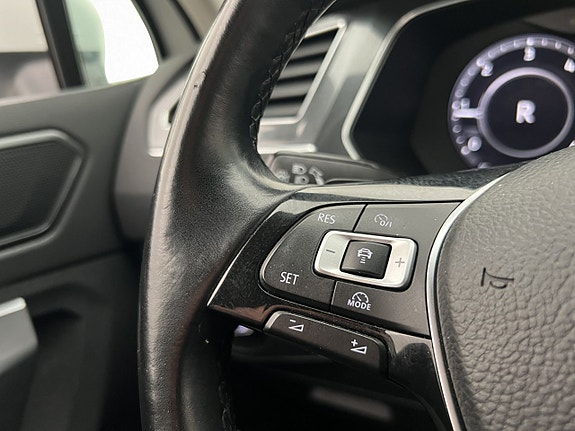 Volkswagen Tiguan 15 of 30