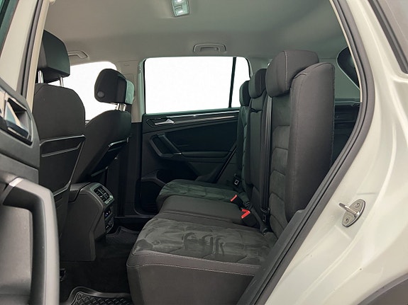 Volkswagen Tiguan 26 of 30