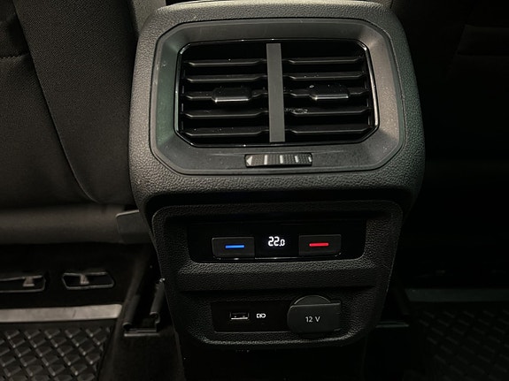 Volkswagen Tiguan 27 of 30
