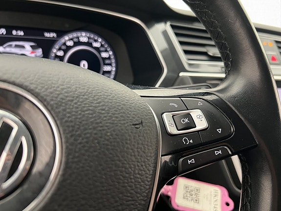 Volkswagen Tiguan 16 of 30
