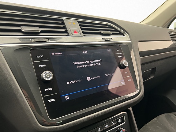 Volkswagen Tiguan 19 of 30
