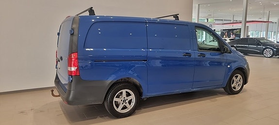 Mercedes-Benz Vito 111 2 of 5
