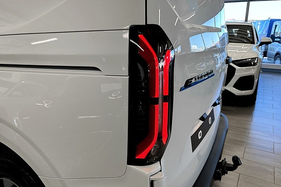 Ford E-Transit 10 of 10