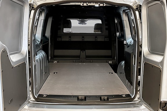 Ford Transit Connect 7 of 8