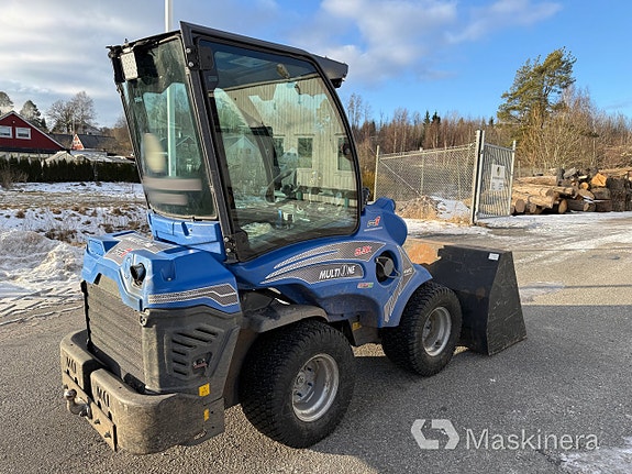 Kompaktlastare Multione 5.3K + Redskap 18 of 27