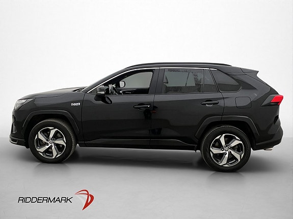 Toyota RAV4 Plug-in Hybrid 4 of 5