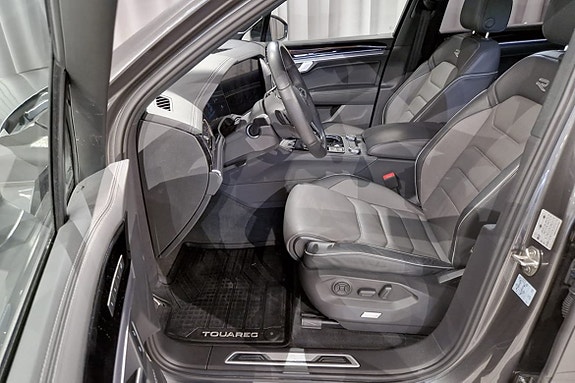 Volkswagen Touareg 9 of 17