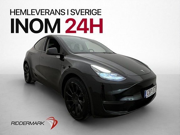 Tesla Model Y 4 of 30