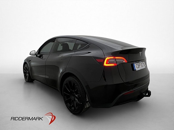 Tesla Model Y 5 of 5