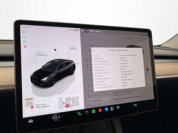 Tesla Model Y 22 of 30