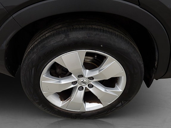 Volvo XC40 26 of 28