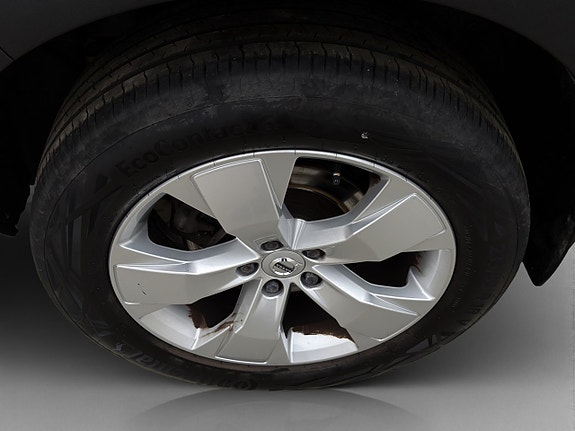 Volvo XC40 25 of 28