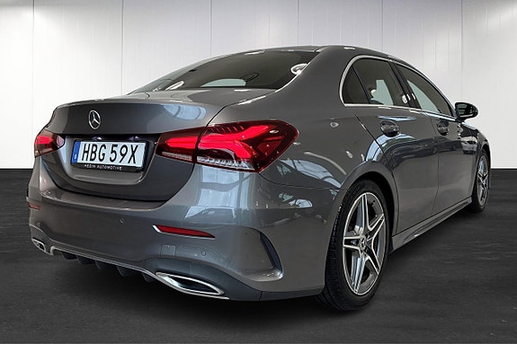 Mercedes-Benz A200 3 of 5