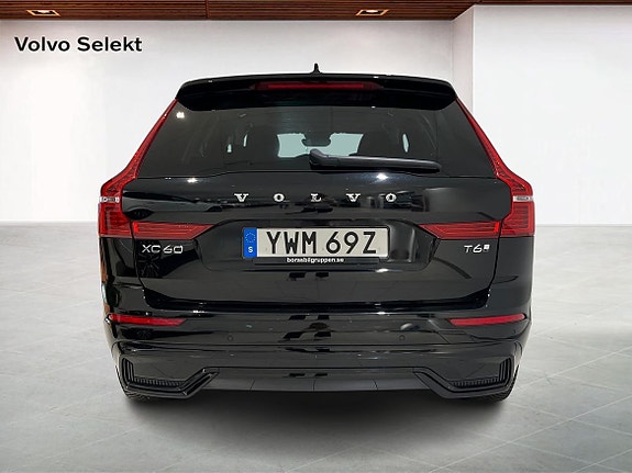 Volvo XC60 7 of 14