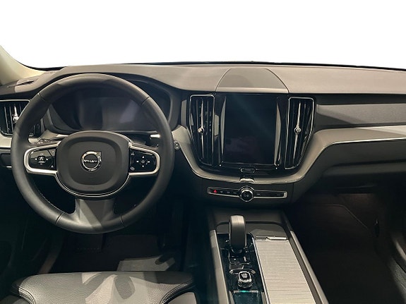 Volvo XC60 5 of 14
