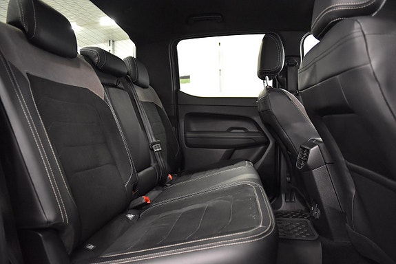 Volkswagen Amarok 12 of 17