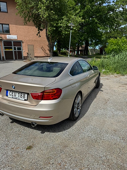 BMW 435i 3 of 5