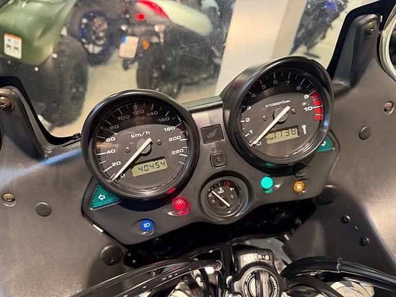 Honda XL1000 V Varadero  Fint skick! 6 of 10