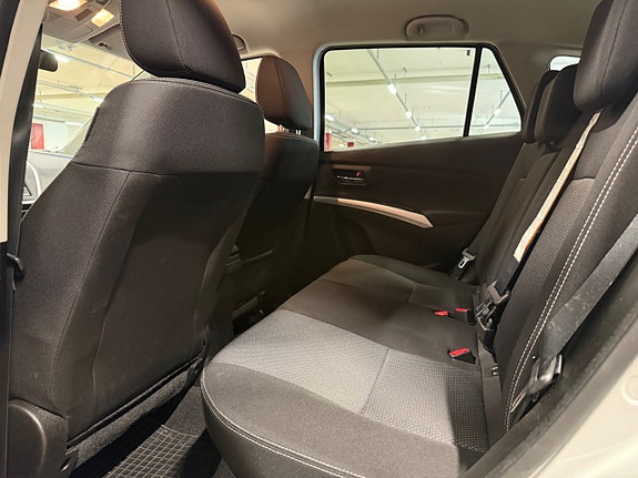Suzuki S-Cross 9 of 18