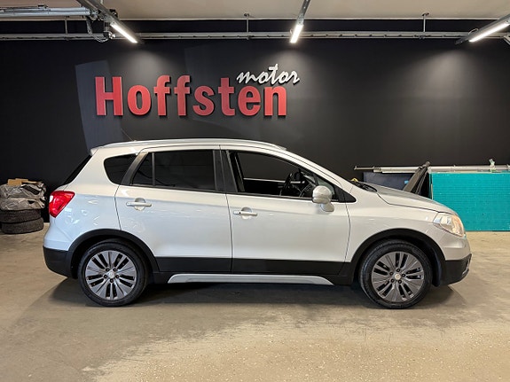 Suzuki S-Cross 2 of 5