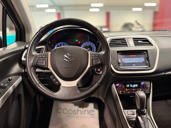 Suzuki S-Cross 12 of 18