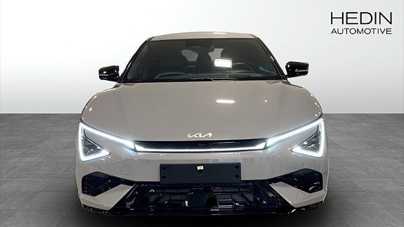 Kia EV6 6 of 12