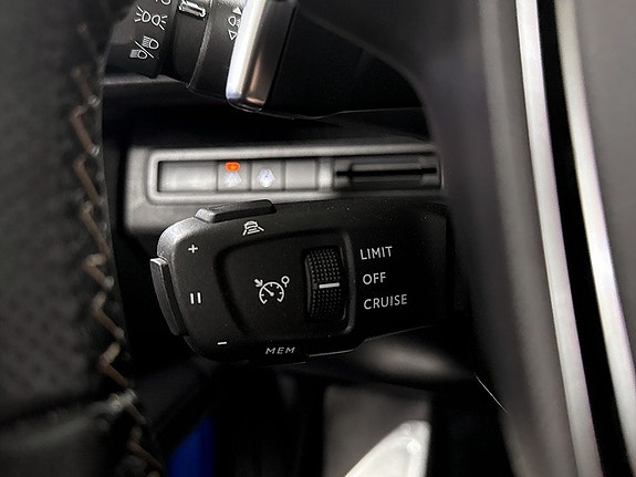 Peugeot 5008 8 of 19