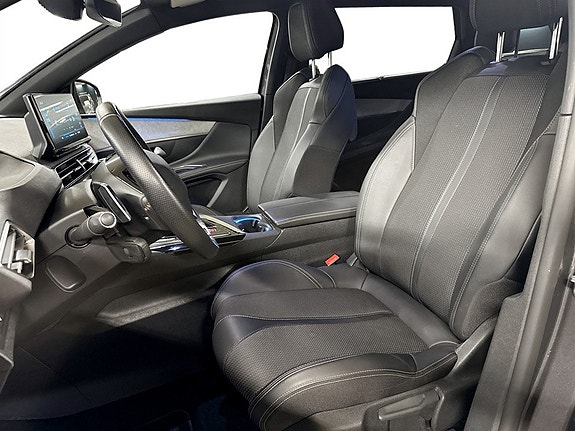 Peugeot 5008 4 of 5