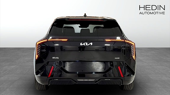 Kia EV4 5 of 12