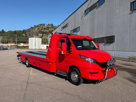 Ny Lagerbil Flakbärgare Iveco Daily Bärgningsbil