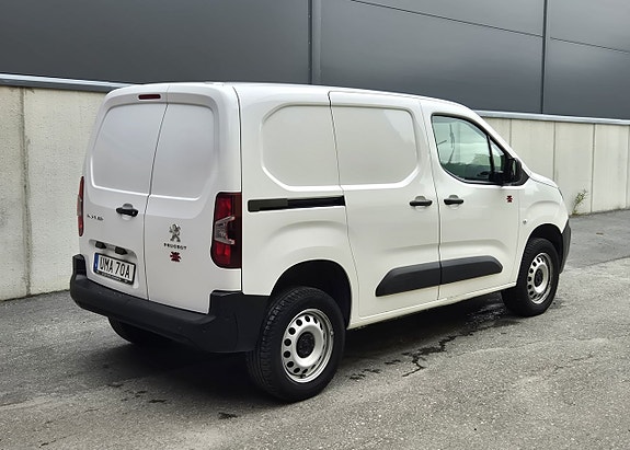 Peugeot Partner 3 of 5